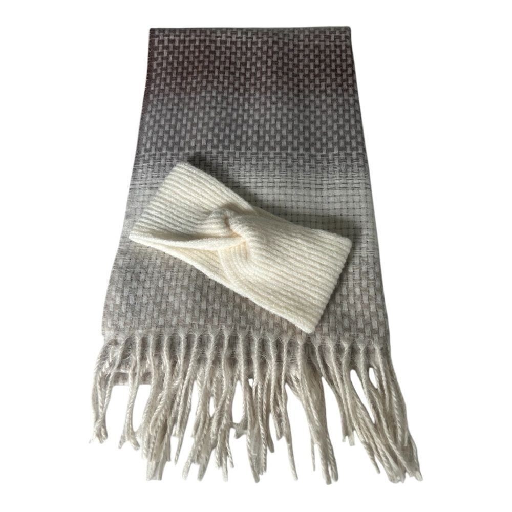 Vince Camuto scarf and headwrap set brown and ivory. One size. Used.